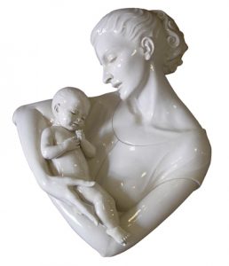 mother-and-child-sculpture-1527087